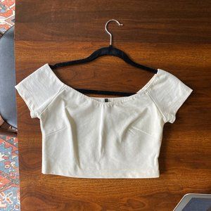 Lulu's off white crop top